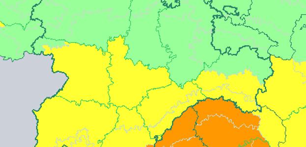 Mapa de alertas de la AEMET para el viernes en Castilla y León. Las zonas amarillas estarán en alerta por las altas temperaturas. 