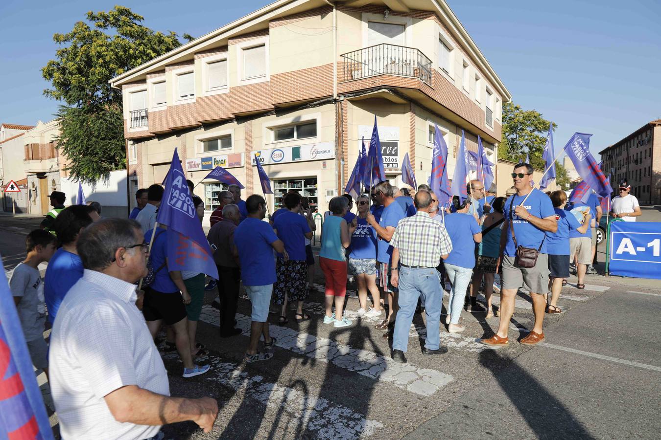 Fotos: Nueva protesta en Peñafiel para reclamar la Autovía del Duero