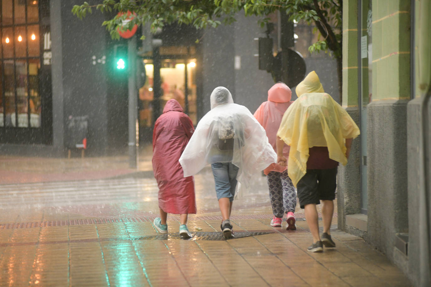 Fotos: Fuertes lluvias este sábado en Valladolid