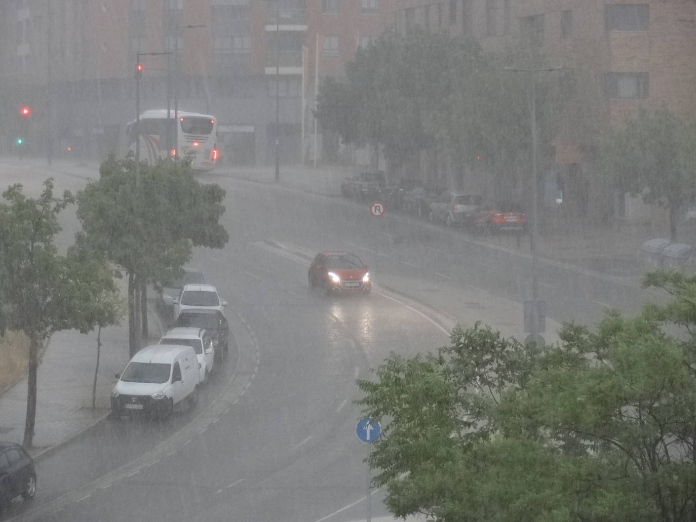 Fotos: Fuertes lluvias este sábado en Valladolid