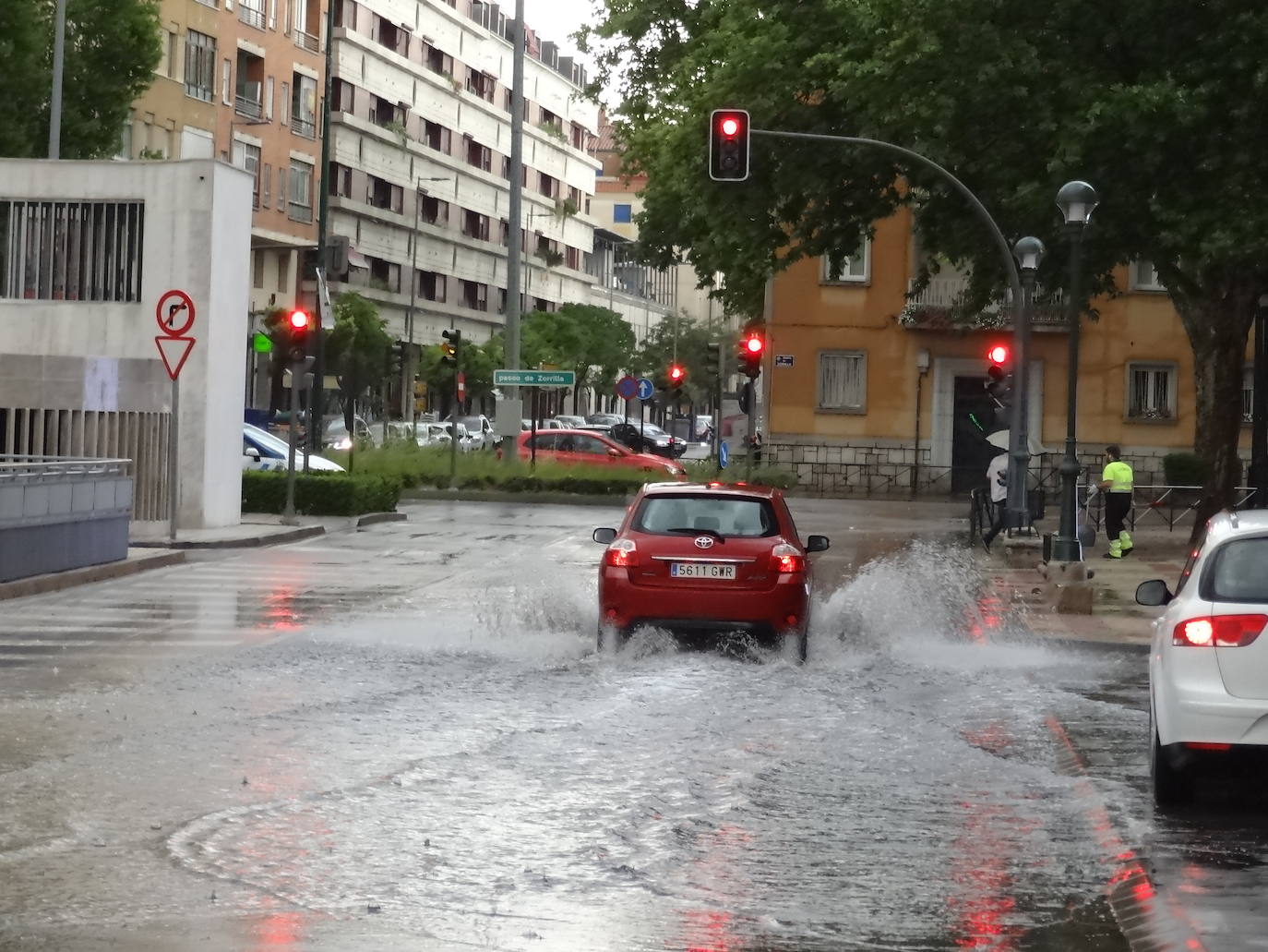 Fotos: Fuertes lluvias este sábado en Valladolid