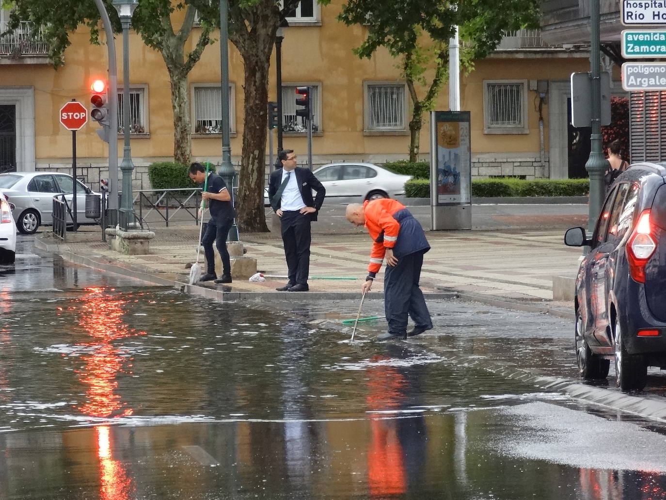 Fotos: Fuertes lluvias este sábado en Valladolid