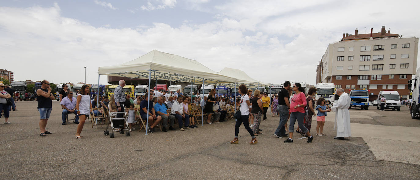 Fotos: Los transportistas de Palencia festejan a su patrón