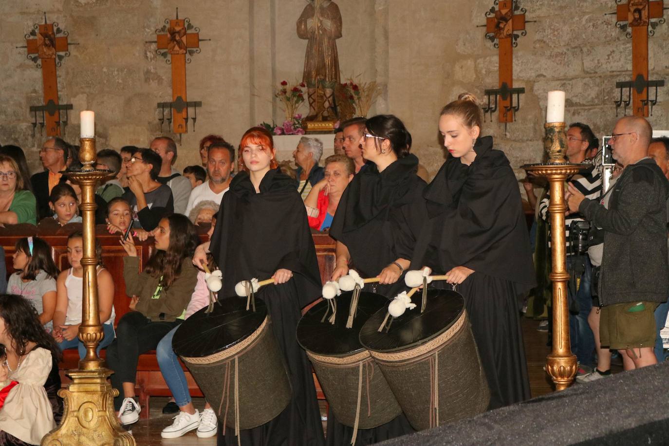 Fotos: Escenificación del Cortejo Fúnebre de la Reina Juana I de Castilla en Torquemada