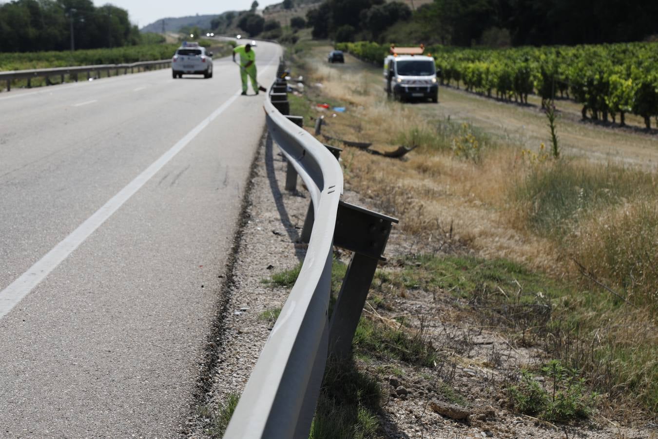 Fotos: Tres heridos en una accidente de tráfico en la carretera N-122 en Valladolid