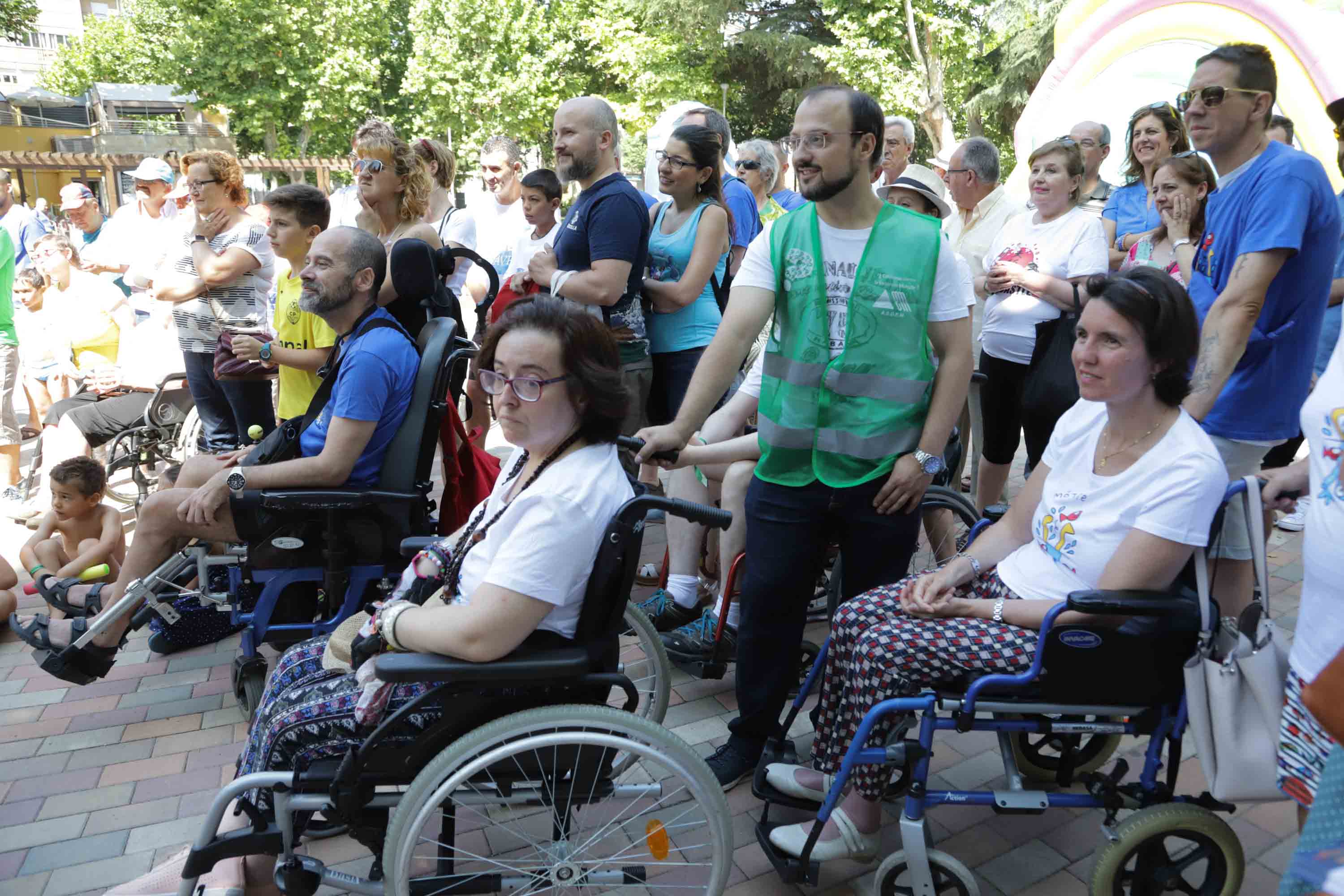 Fotos: Campaña &#039;Mójate por la esclerosis&#039; en Salamanca