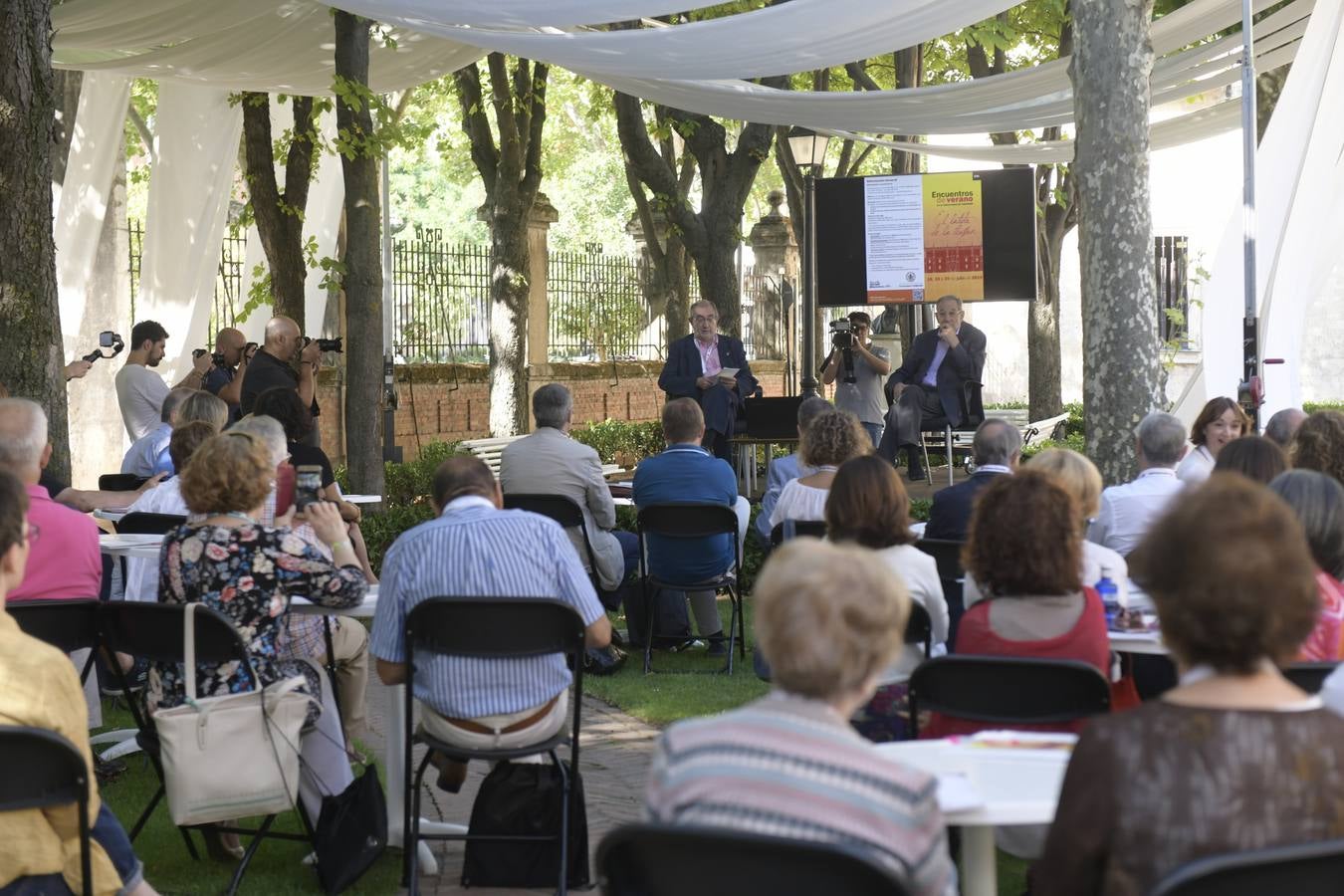 Fotos: Javier Solana inaugura el I Encuentro de Verano de la Universidad de Valladolid