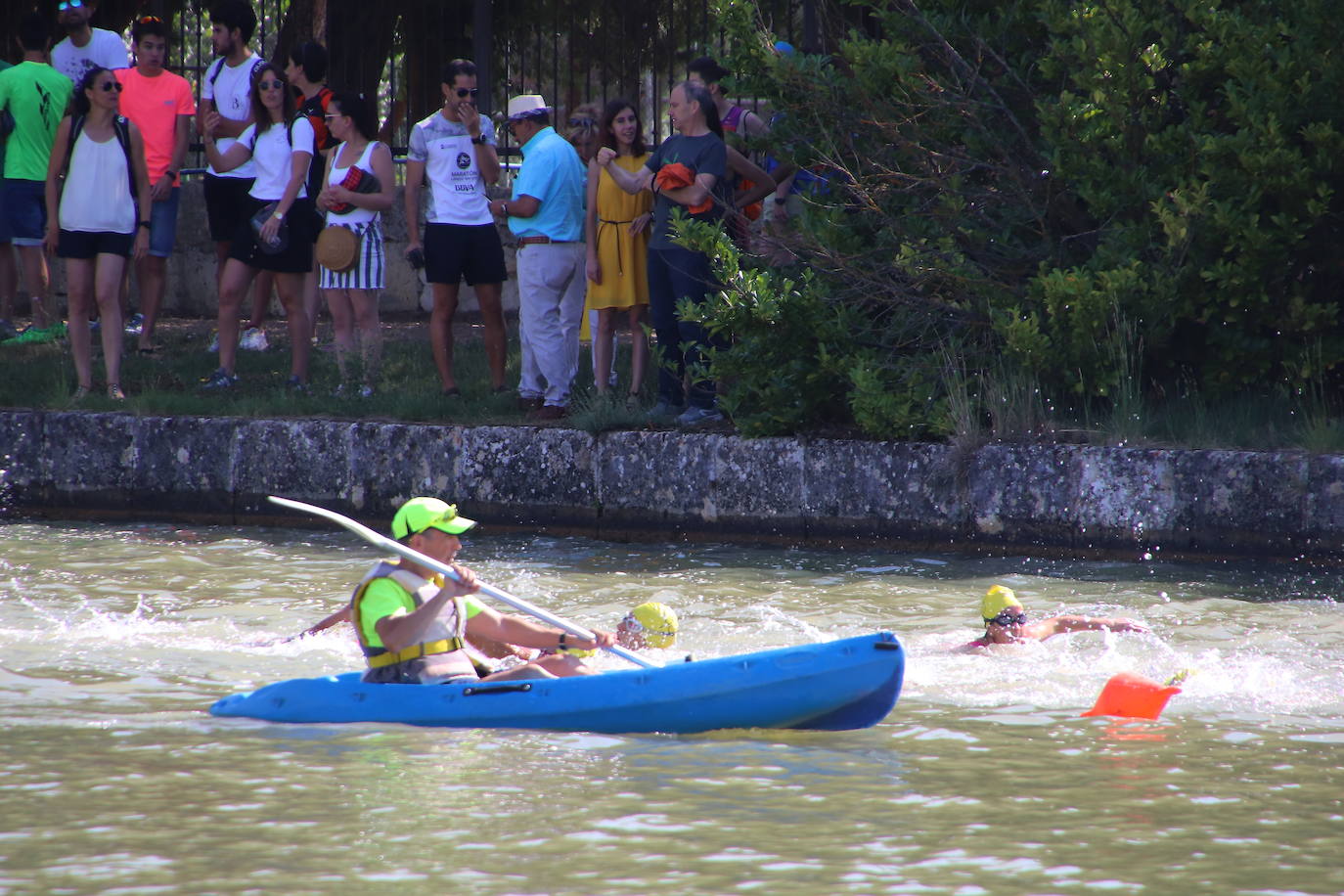 Los recorridos de natación, ciclismo y carrera a pie han discurrido exclusivamente por los caminos de sirga y las aguas de esta infraestructura simbólica de Tierra de Campos
