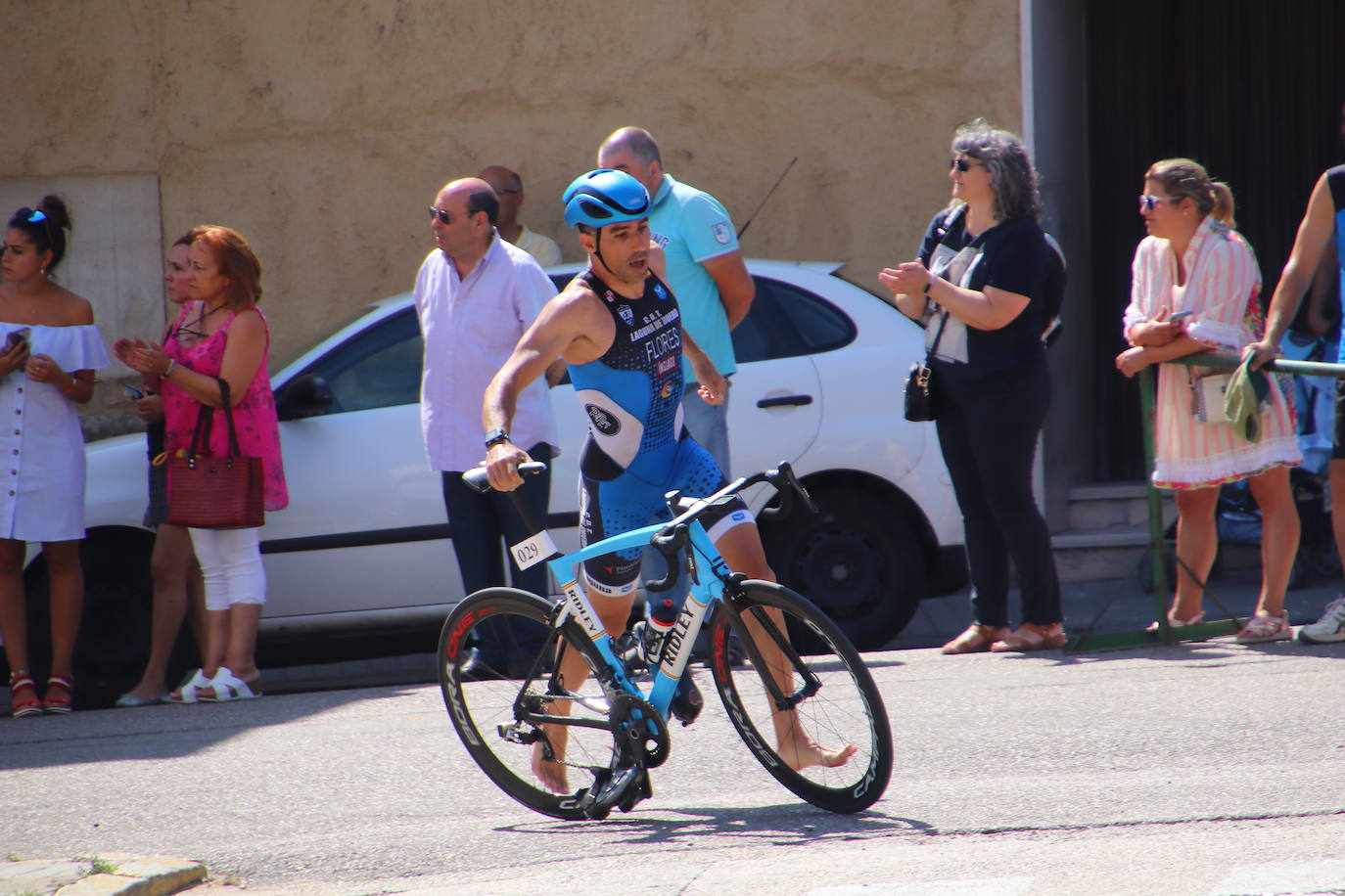 Los recorridos de natación, ciclismo y carrera a pie han discurrido exclusivamente por los caminos de sirga y las aguas de esta infraestructura simbólica de Tierra de Campos