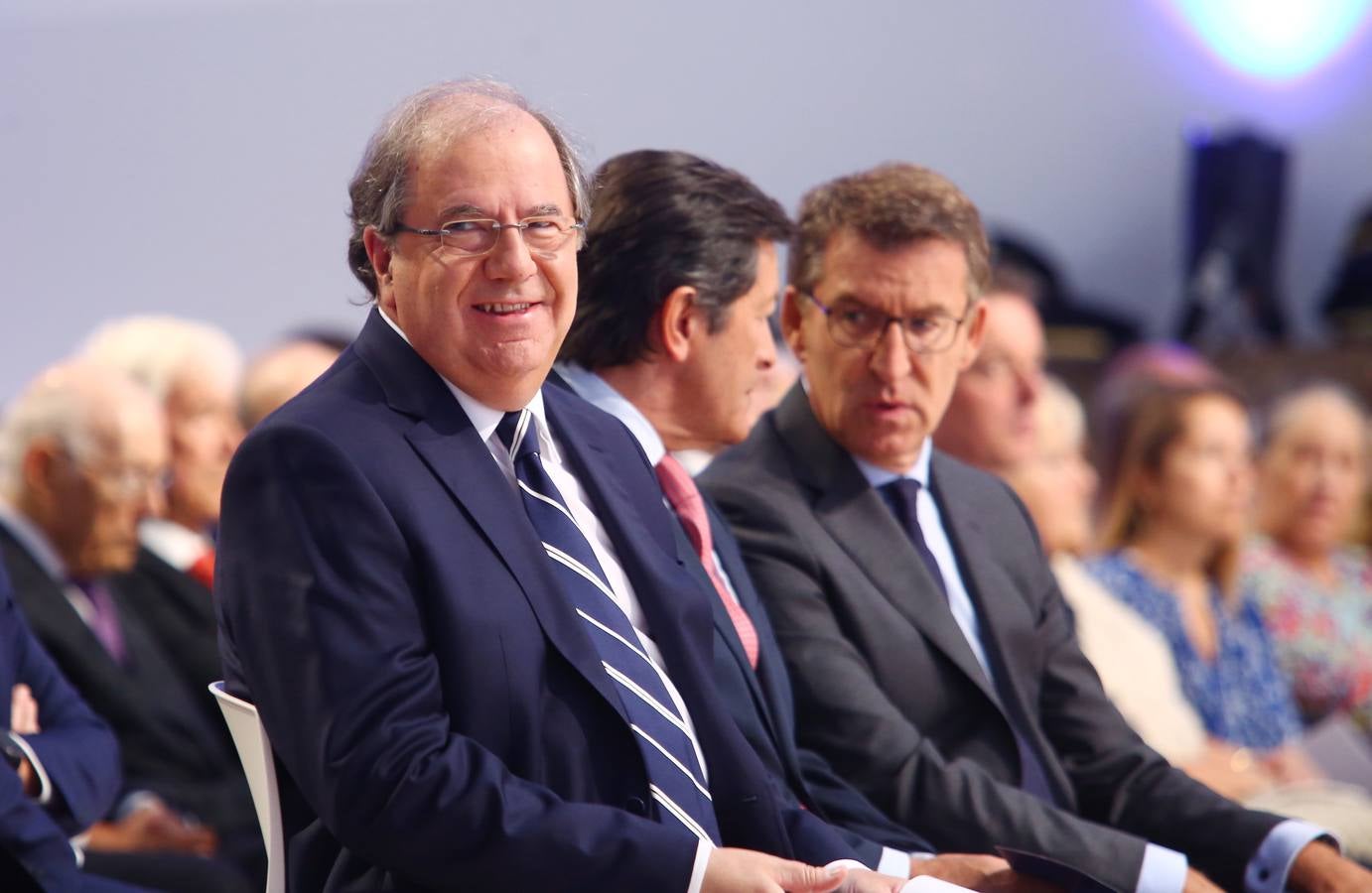 Fotos: Juan Vicente Herrera recibe la Medalla de Oro de Galicia