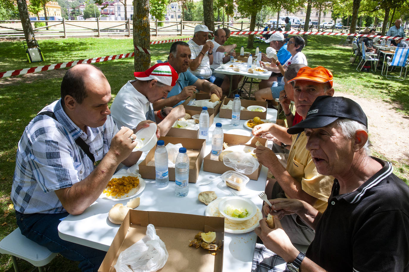 Fotos: Gran paella de Apadefim