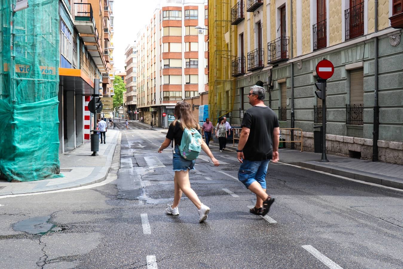 El Ayuntamiento advierte de que la medida puede prolongarse salvo que las anuncias lloviznas despejen la polución 'in extremis'