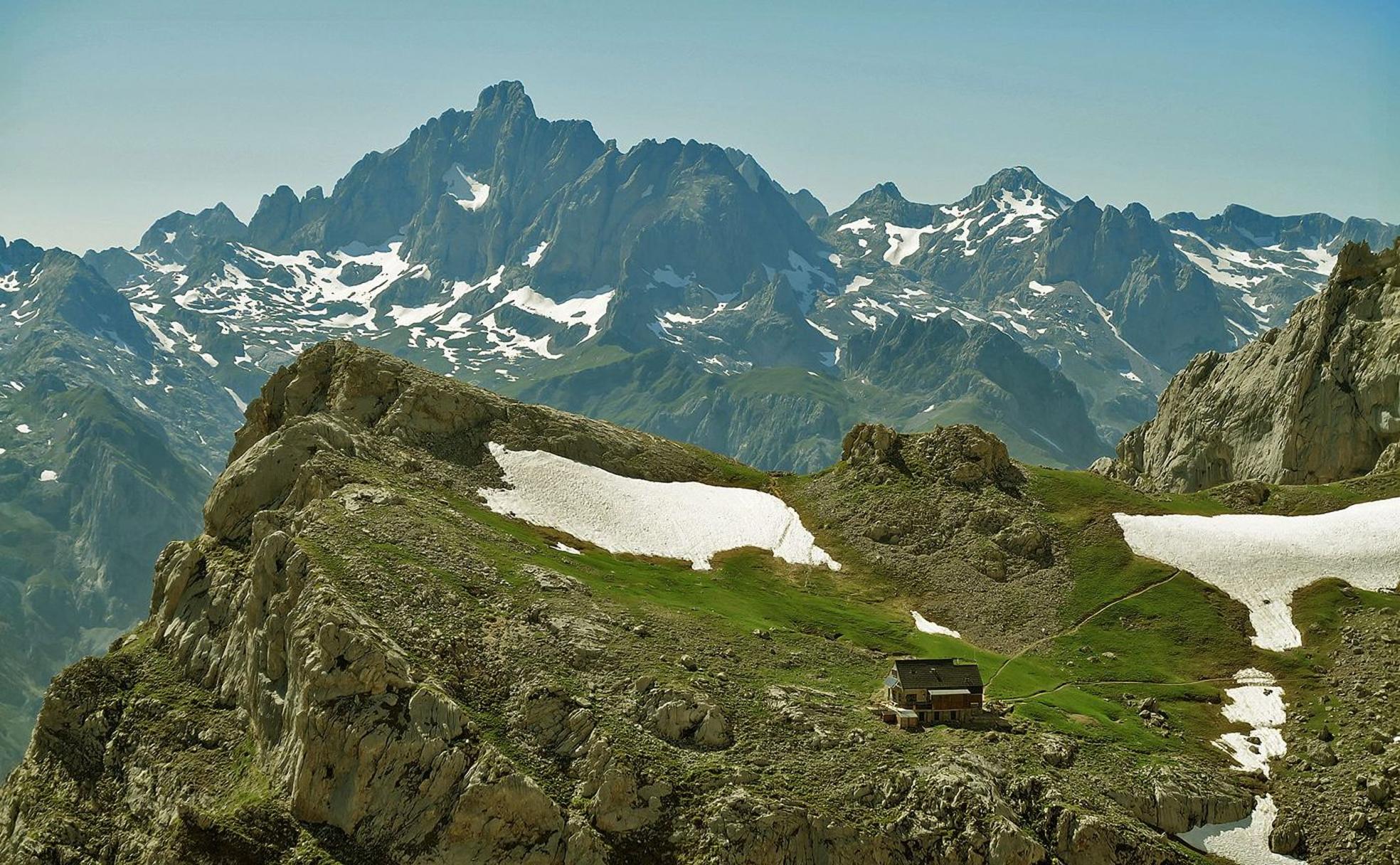 Refugio del Collado Jermoso en León. 