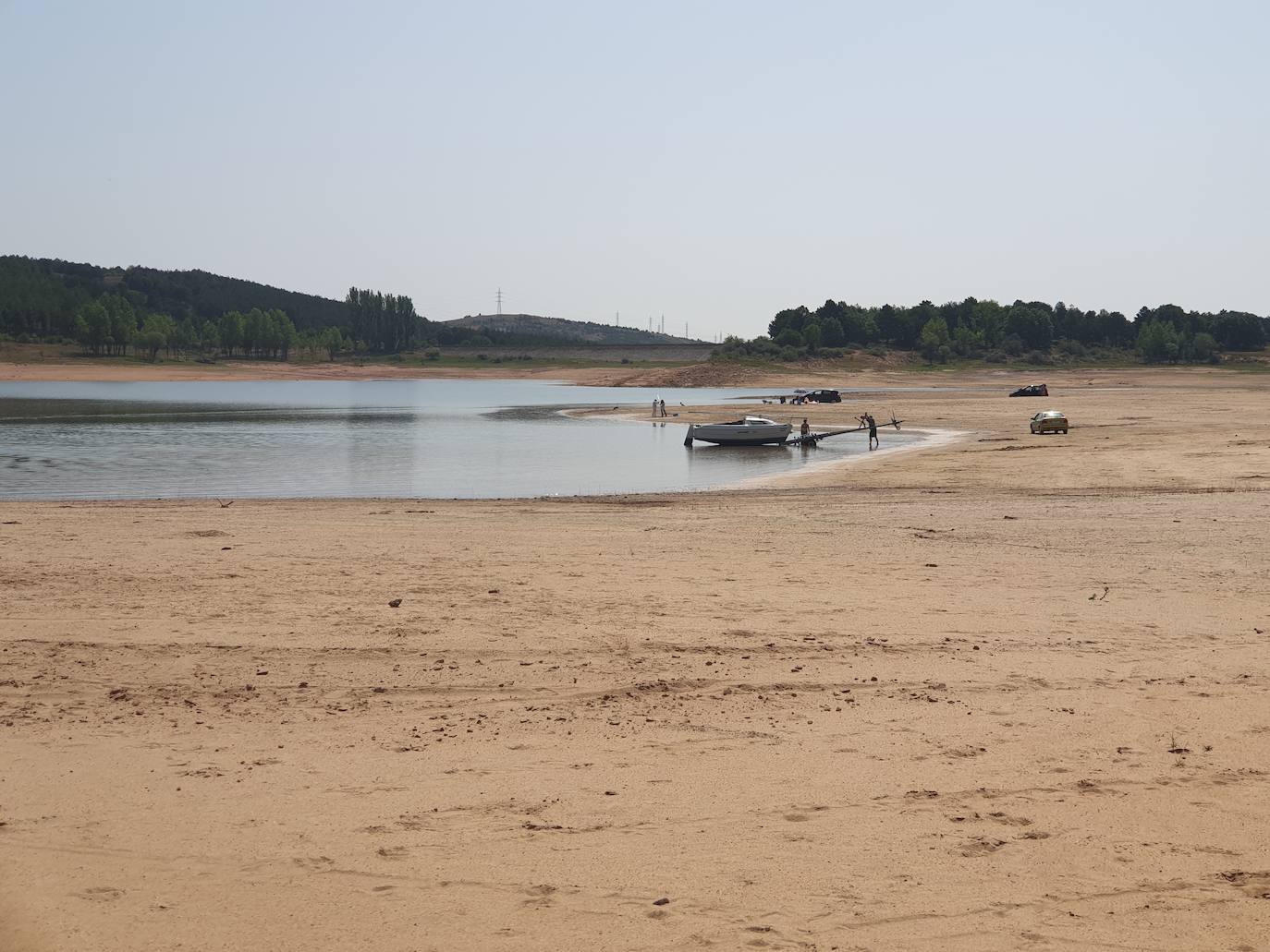 Fotos: La sequía produce estragos en el embalse de Aguilar de Campoo