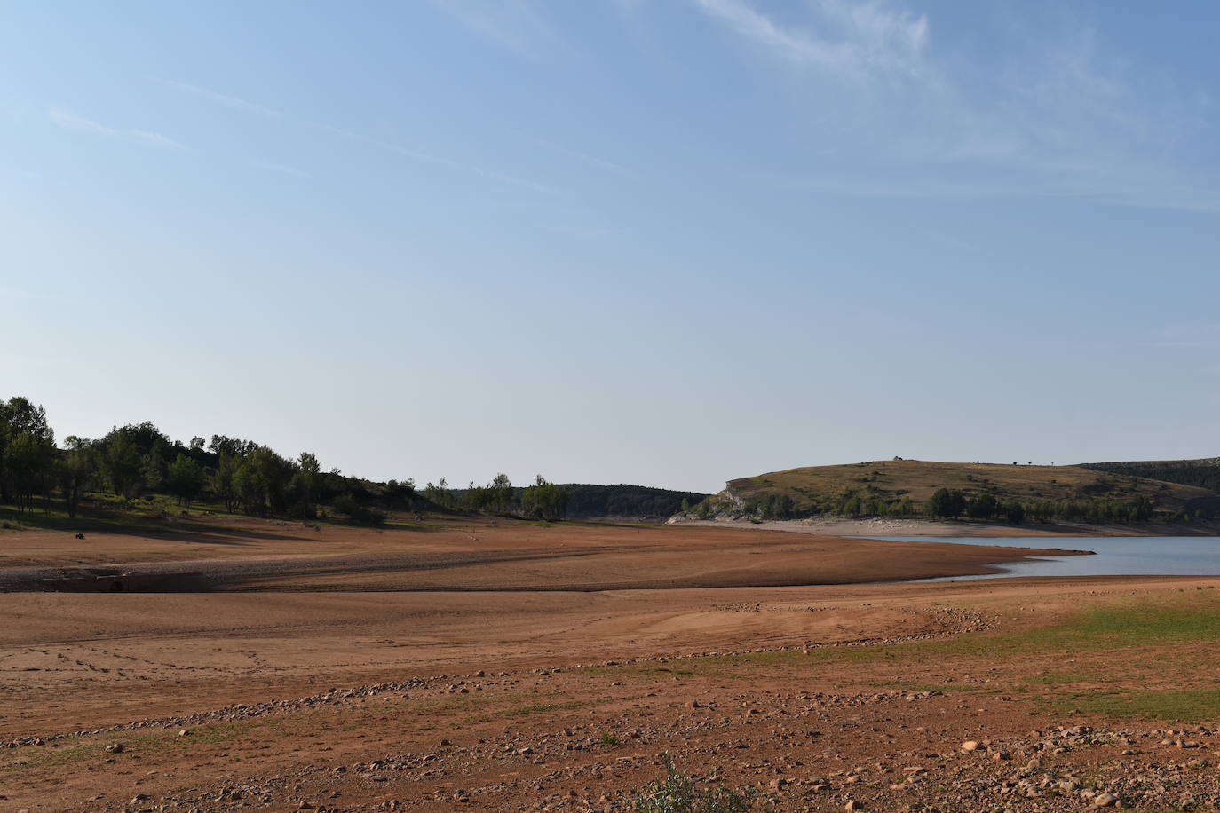 Fotos: La sequía produce estragos en el embalse de Aguilar de Campoo