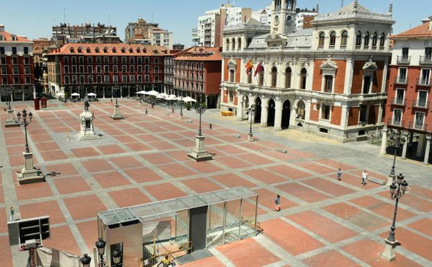 Tres negocios cambian de propietario tras nueve meses de obras en la Plaza Mayor de Valladolid