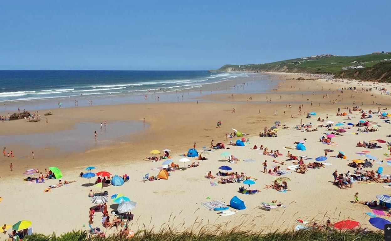 Playa de Merón en San Vicente de la Barquera