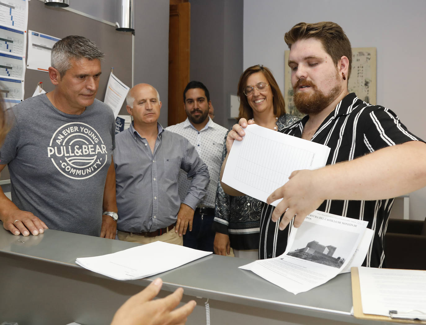 Fotos: Monzón se manifiesta por su castillo