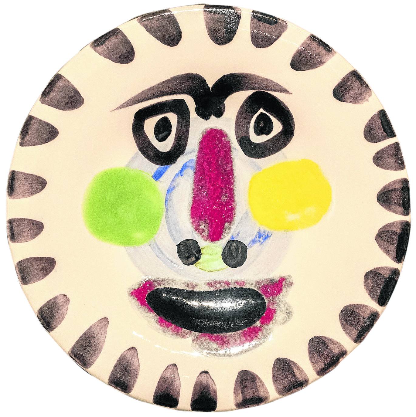 Plato de la exposición 'Tierra y fuego', de Picasso, en las Francesas. 