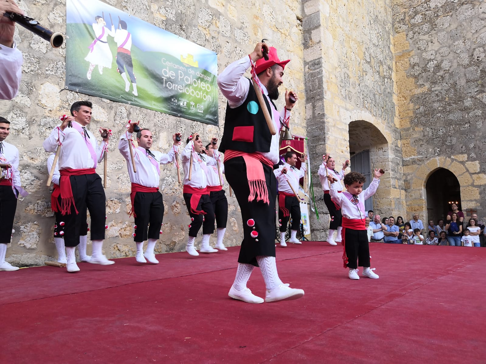 Fotos: Certamen de paloteo en Torrelobatón