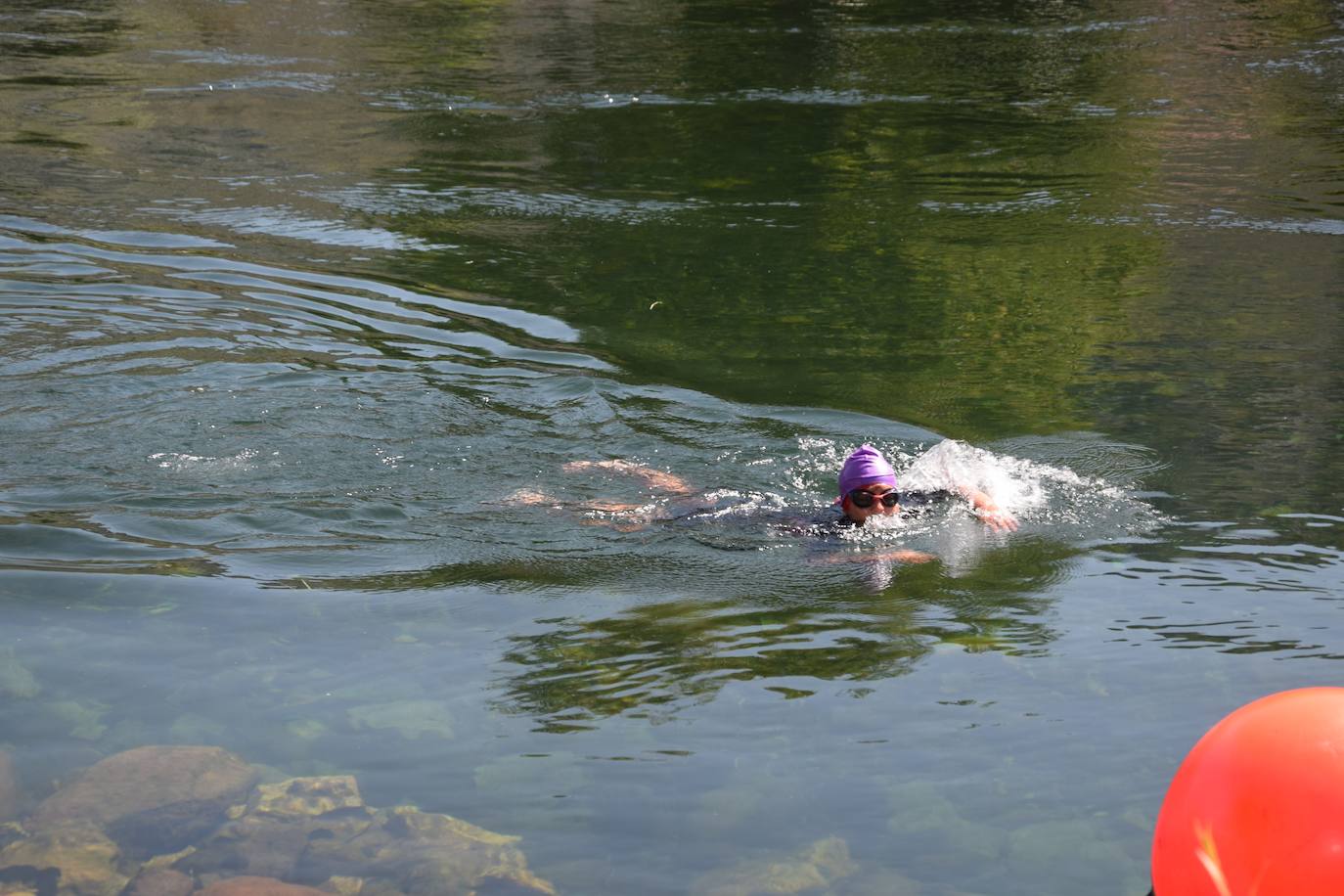 Fotos: Travesia a nado en Velilla del río Carrión