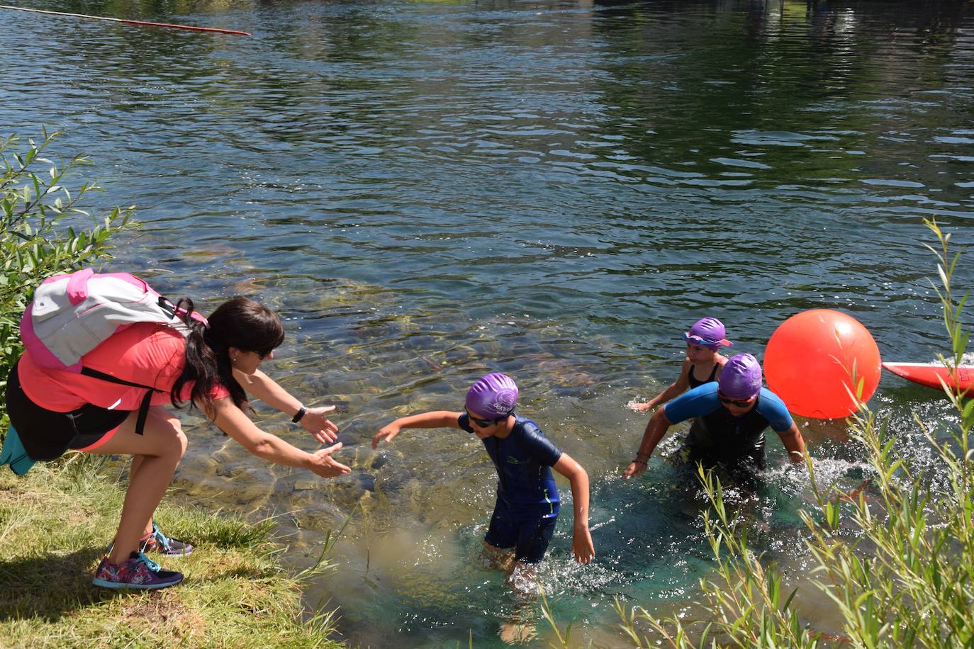 Fotos: Travesia a nado en Velilla del río Carrión