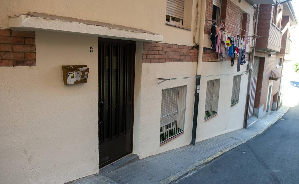 Portal del domicilio donde se ha producido el fallecimiento. 