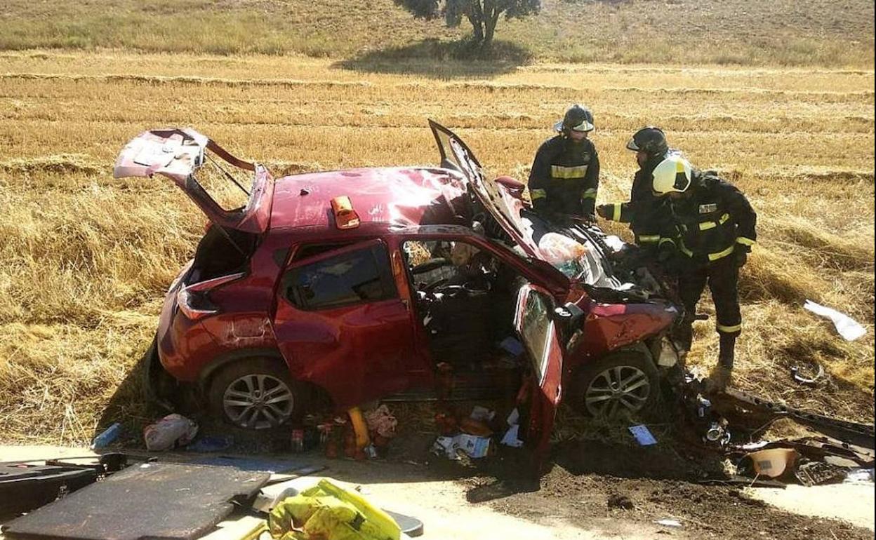 Accidente de tráfico en el kilómetro 315 de la carretera N-234 a la altura de Torrubia.