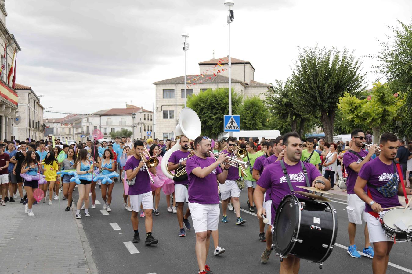 Fotos: Chupinazo y desfile de peñas en Campaspero