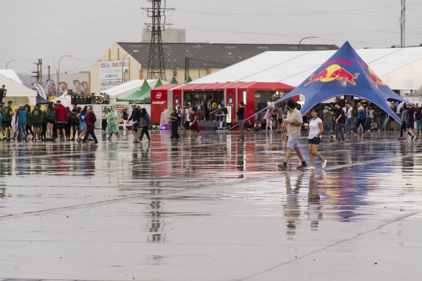 Fotos: Jornada del viernes en el festival Sonorama Ribera 2019
