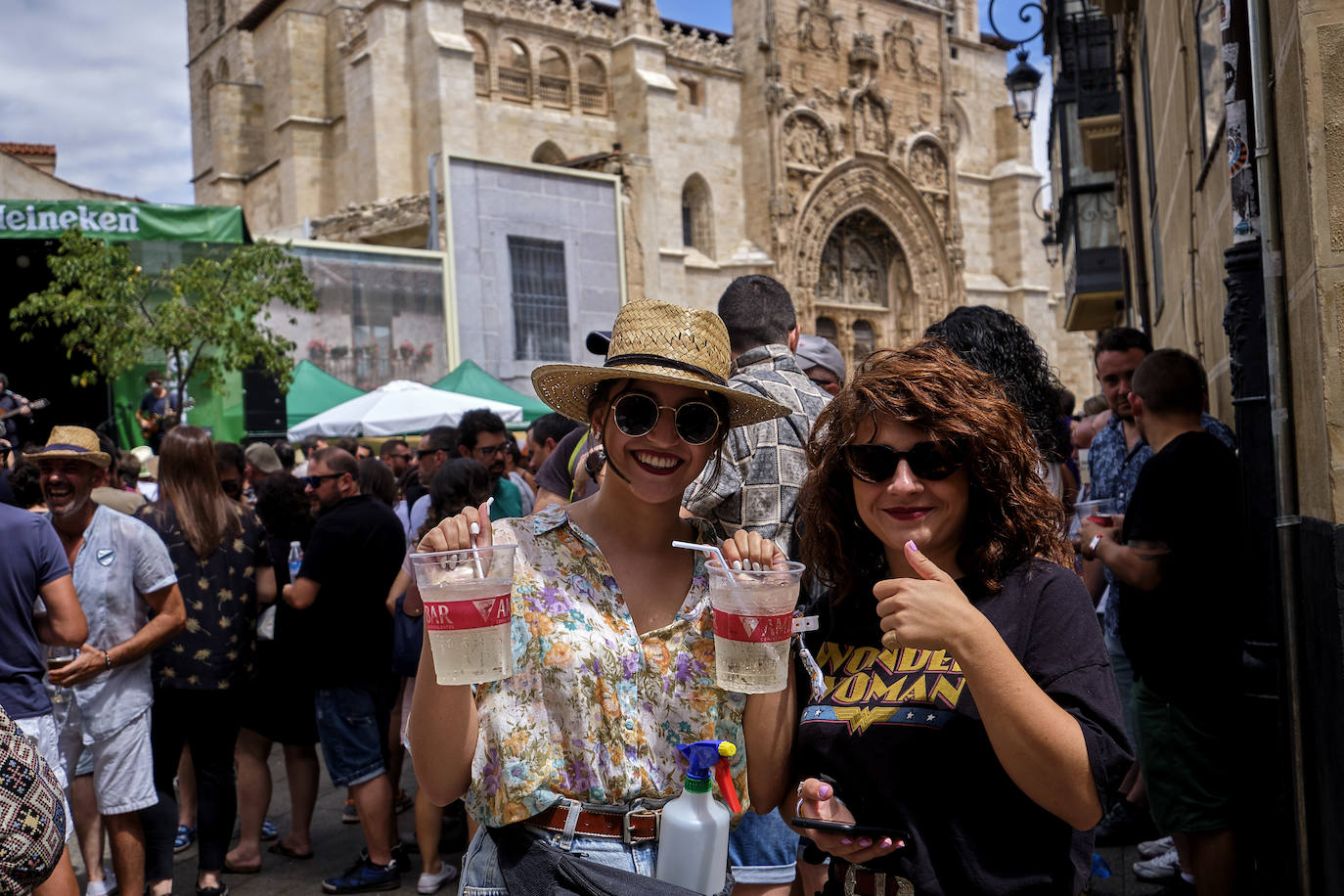 Fotos: La lluvia no puede con la jornada del viernes del Sonorama 2019, 1 de 6