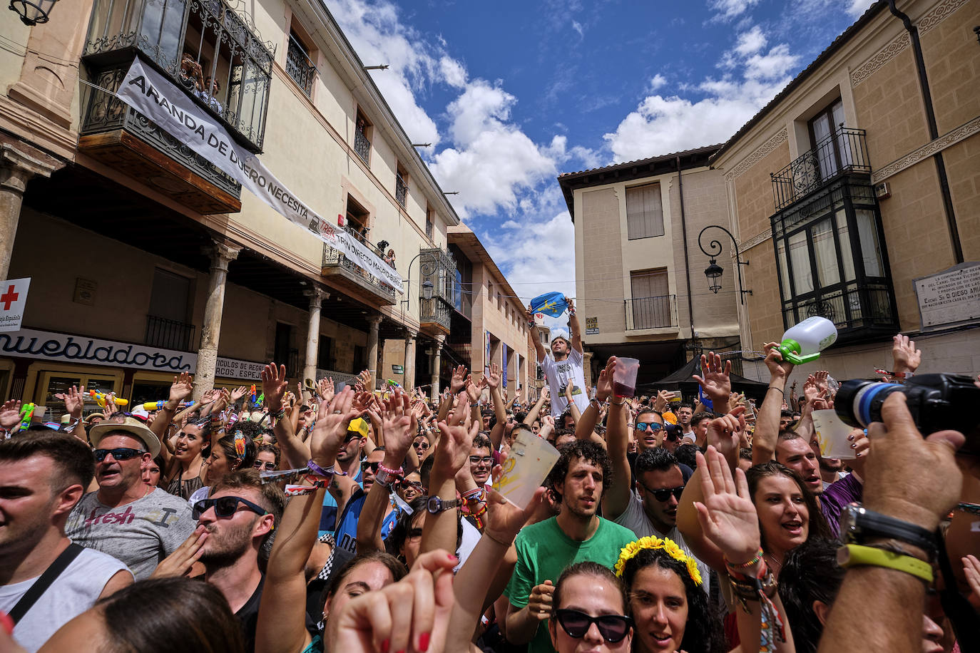 Fotos: La lluvia no puede con la jornada del viernes del Sonorama 2019, 1 de 6