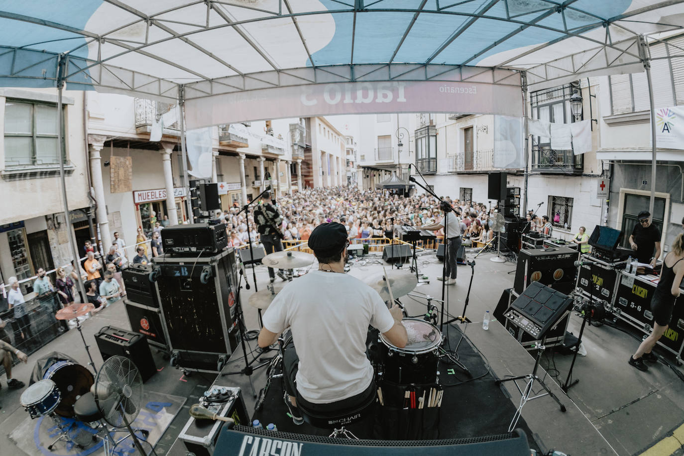 Fotos: La lluvia no puede con la jornada del viernes del Sonorama 2019, 3 de 6