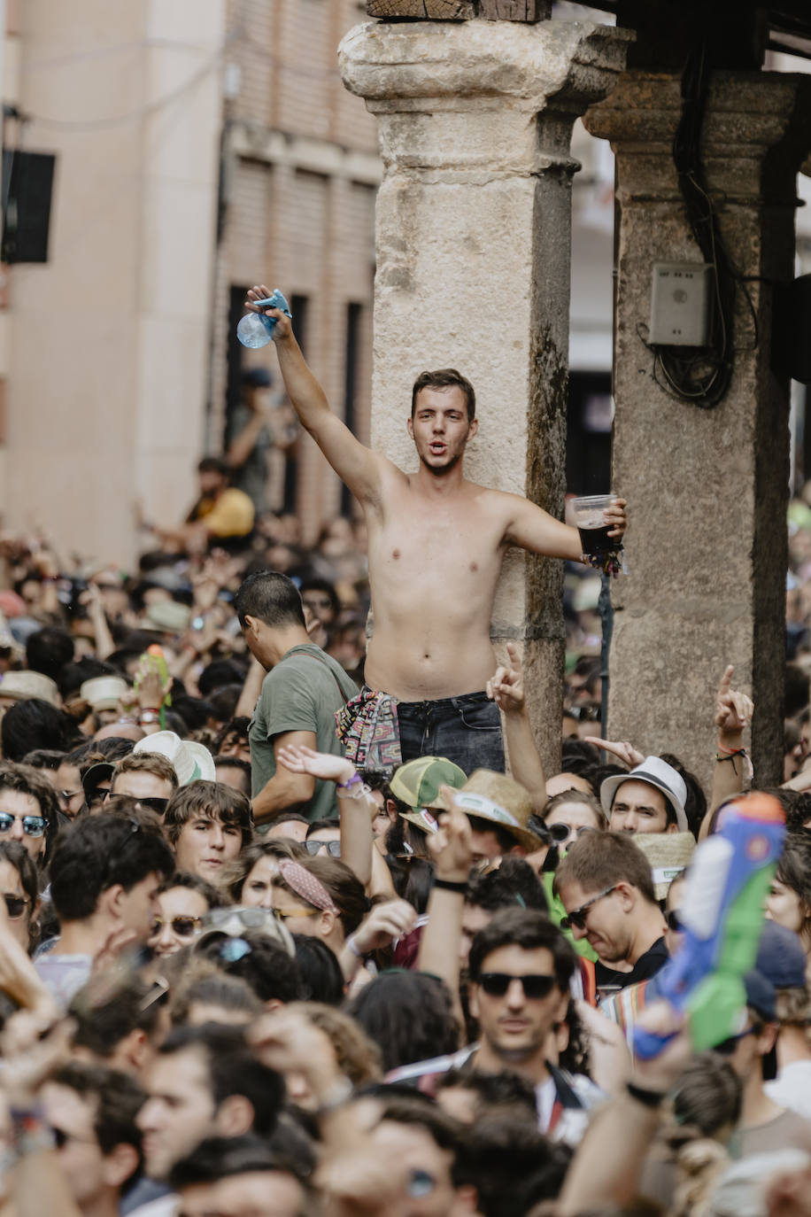 Fotos: La lluvia no puede con la jornada del viernes del Sonorama 2019, 3 de 6