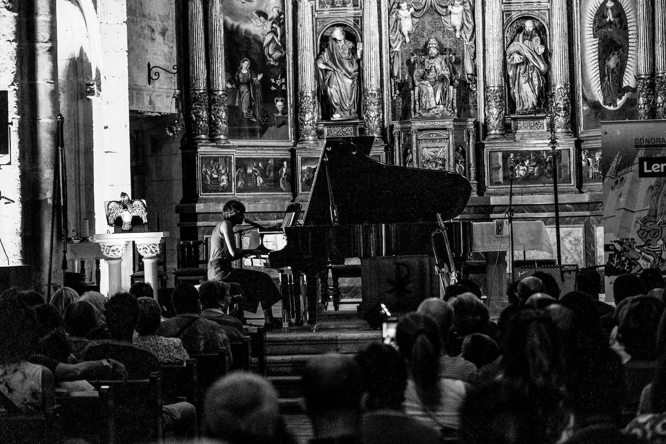 Fotos: La lluvia no puede con la jornada del viernes del Sonorama 2019, 6 de 6