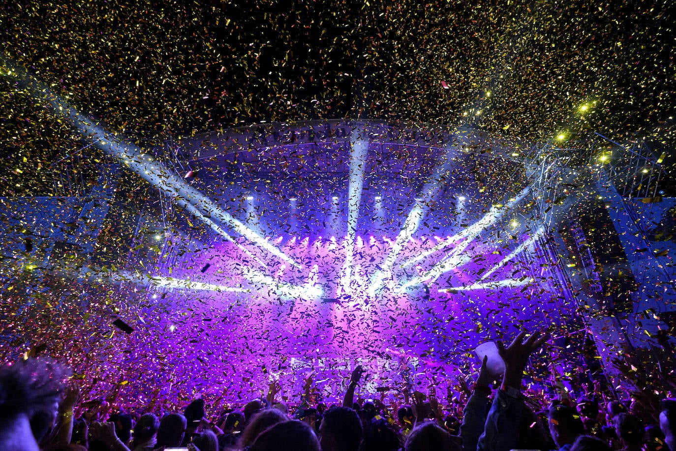 Fotos: La lluvia no puede con la jornada del viernes del Sonorama 2019, 2 de 6