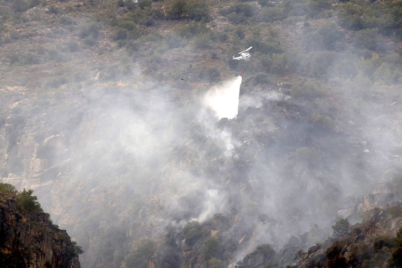 Fotos: El fuego arrasa más de 170 hectáreas en Salamanca