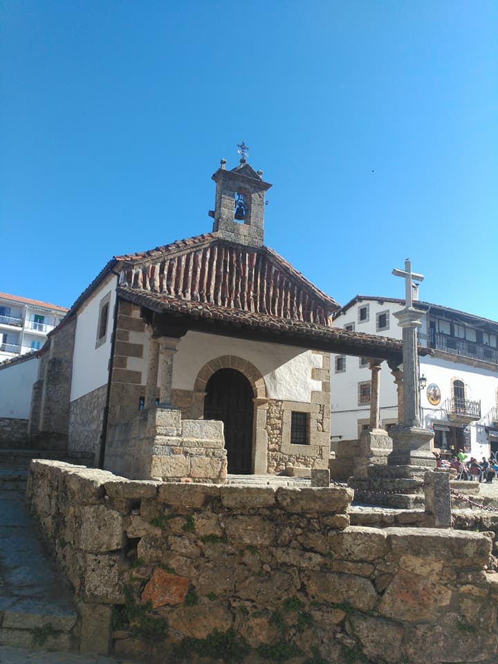 Ermita del Cristo del Refugio, en Candelario. 