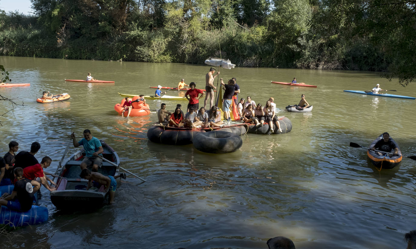 Fotos: Descenso en balsas en Cabezón de Pisuerga