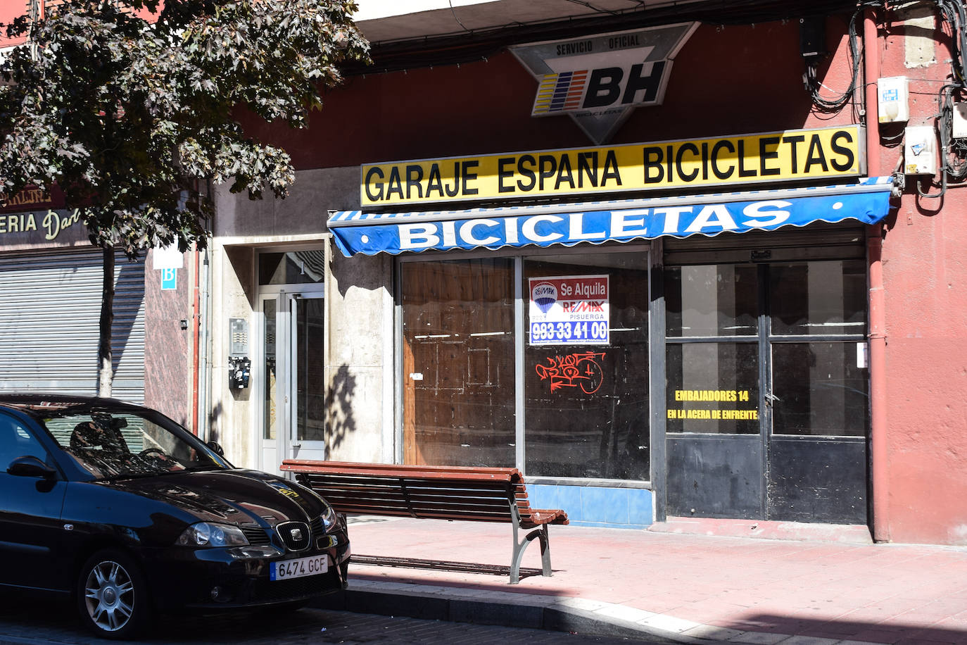 Fotos: Comercios cerrados en Valladolid