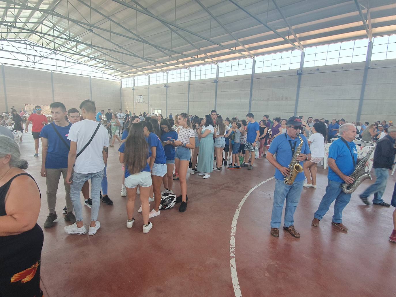 Fotos: Paellada en Linares de Riofrío