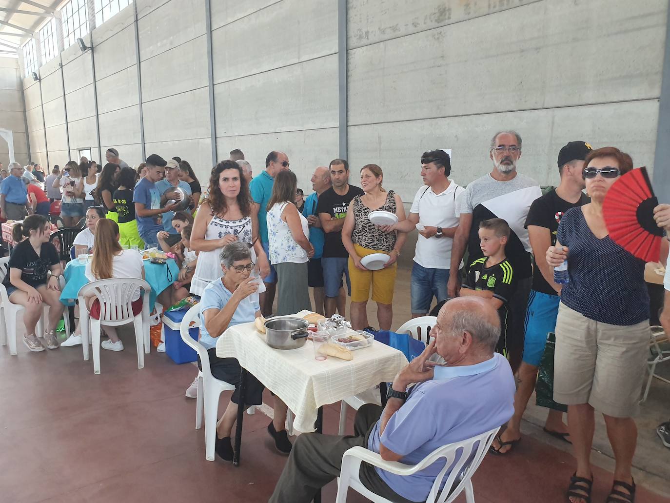 Fotos: Paellada en Linares de Riofrío