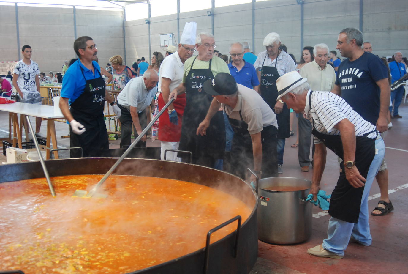 Fotos: Paellada en Linares de Riofrío