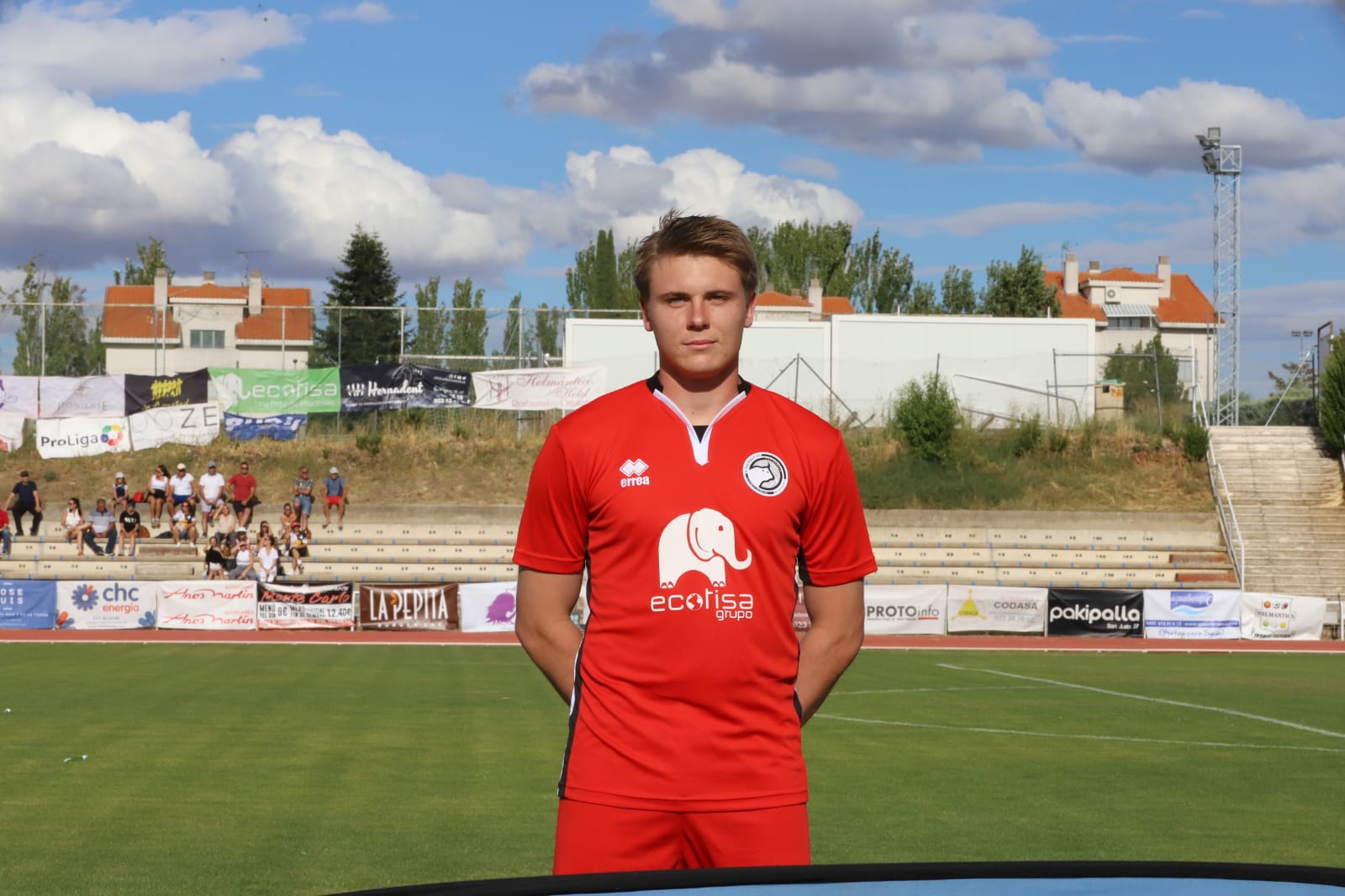 El Mérida, con dos exunionistas en sus filas, Cristo Medina y Diego del Castillo, ha sido el rival elegido para cerrar la pretemporada en Salamanca por parte del Unionista, en un partido con goles y que ha servido para afinar la puesta a punto del equipo charro. 