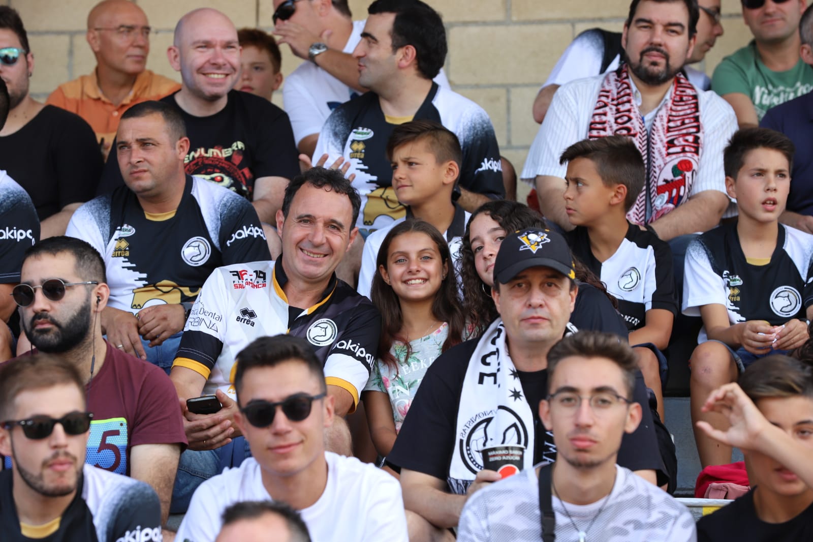 El Mérida, con dos exunionistas en sus filas, Cristo Medina y Diego del Castillo, ha sido el rival elegido para cerrar la pretemporada en Salamanca por parte del Unionista, en un partido con goles y que ha servido para afinar la puesta a punto del equipo charro. 