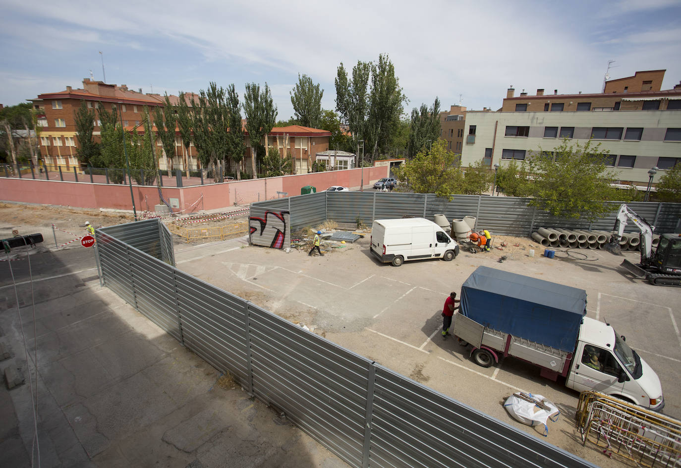 Fotos: Obras para construir el túnel para vehículos entre las calles Andrómeda y Nochevieja