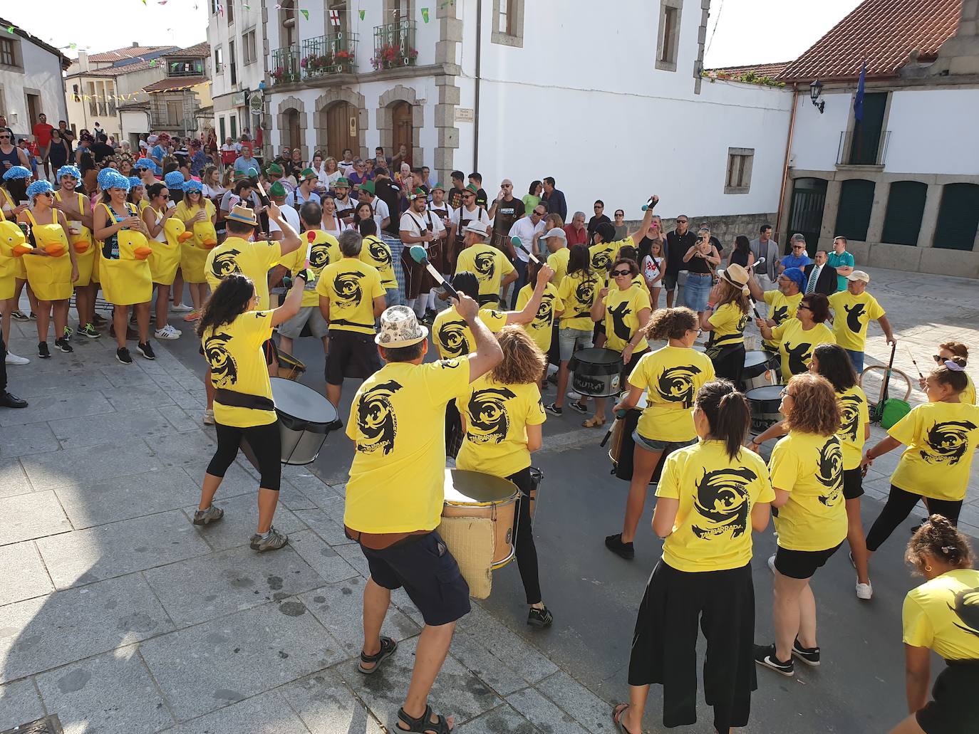 Fotos: Desfile de peñas en Los Santos