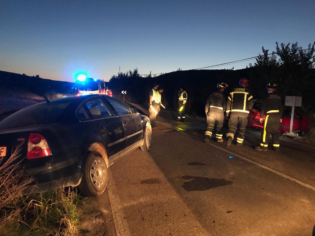 Fotos: Dos conductores heridos tras chocar frontalmente en la provincia de Valladolid