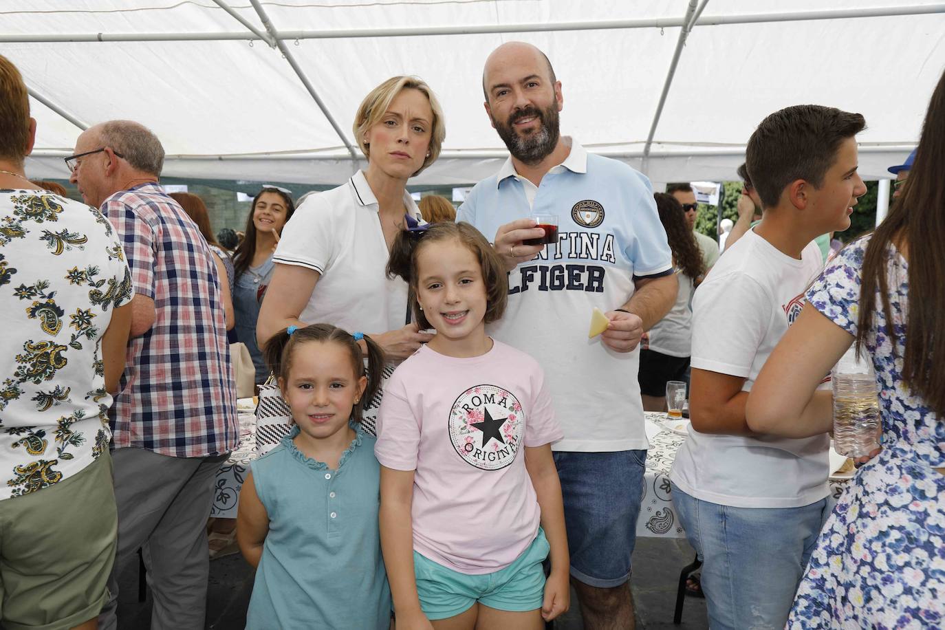 Más de 1.500 visitantes disfrutan de oferta de dos elaboradoras locales, una de Tudela y otra de Cantabria