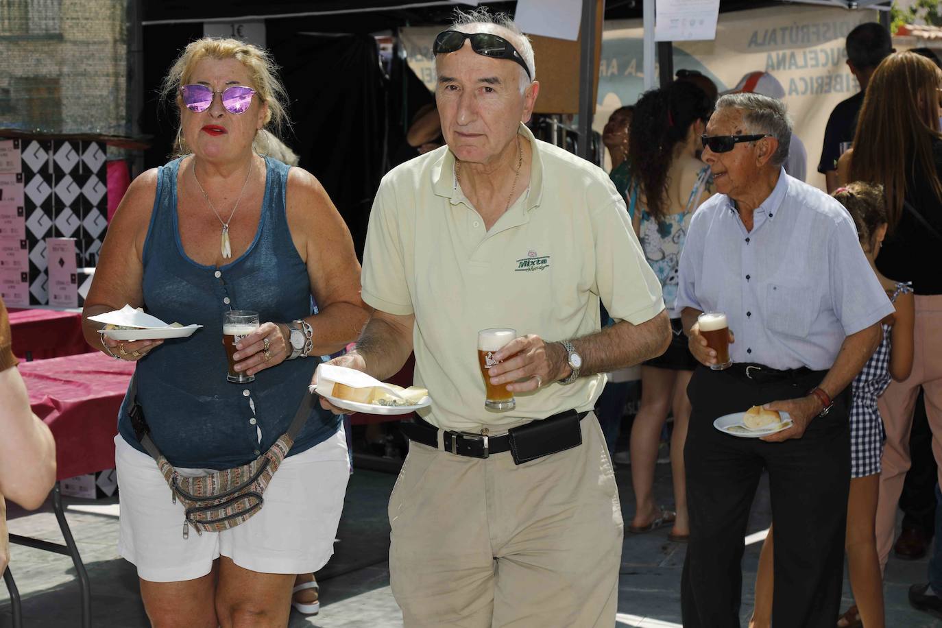 Más de 1.500 visitantes disfrutan de oferta de dos elaboradoras locales, una de Tudela y otra de Cantabria